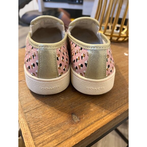 COACH Pink Blush Hearts Slip On sneaker size 9 pre owned Limited Edition - Picture 5 of 9
